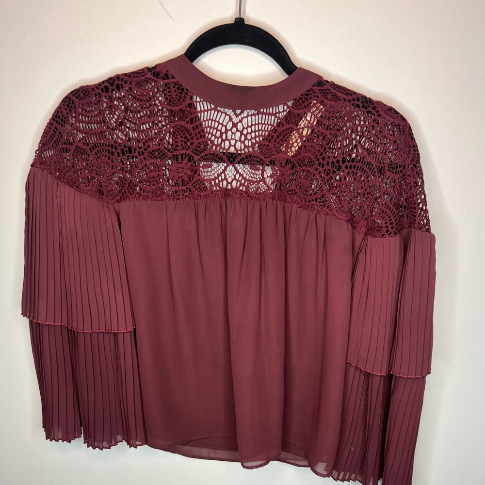 Zara blouse burgundy with lace . Perfect condition